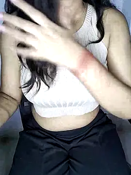 Snapshot of Ms_Neera chatting on March 2025 03:31:02 PM Ms Neera online show from March 2025 03:31:02 PM