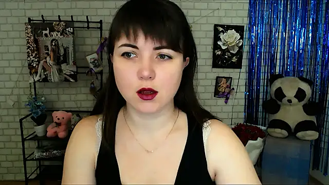 Snapshot of Darina_M_ chatting on February 2025 05:46:01 AM Darina M online show from February 2025 05:46:01 AM