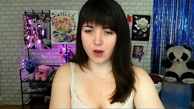 Snapshot of Darina_M_ chatting on February 2025 05:19:02 AM Darina M online show from February 2025 05:19:02 AM