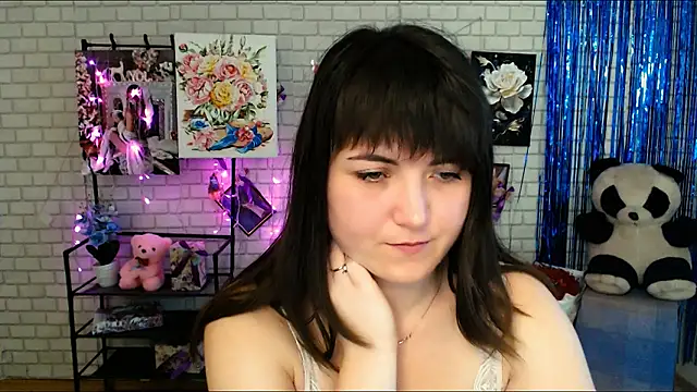 Snapshot of Darina_M_ chatting on February 2025 08:25:02 AM Darina M online show from February 2025 08:25:02 AM