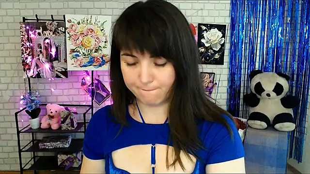 Snapshot of Darina_M_ chatting on February 2025 11:52:01 AM Darina M online show from February 2025 11:52:01 AM