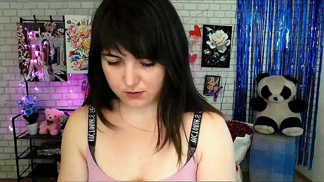 Snapshot of Darina_M_ chatting on February 2025 09:32:02 AM Darina M online show from February 2025 09:32:02 AM