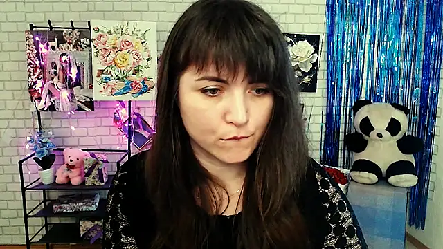 Snapshot of Darina_M_ chatting on February 2025 08:42:02 AM Darina M online show from February 2025 08:42:02 AM