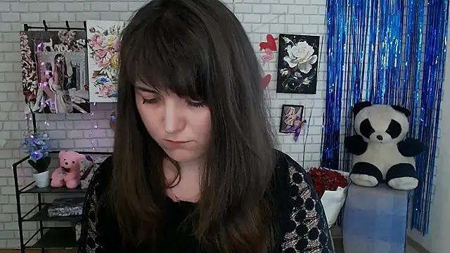 Snapshot of Darina_M_ chatting on February 2025 11:47:02 AM Darina M online show from February 2025 11:47:02 AM