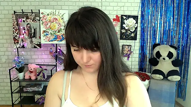 Snapshot of Darina_M_ chatting on March 2025 11:40:01 AM Darina M online show from March 2025 11:40:01 AM