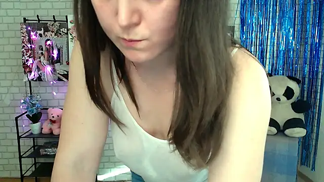 Snapshot of Darina_M_ chatting on March 2025 02:23:02 PM Darina M online show from March 2025 02:23:02 PM