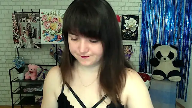 Snapshot of Darina_M_ chatting on March 2025 05:24:02 AM Darina M online show from March 2025 05:24:02 AM