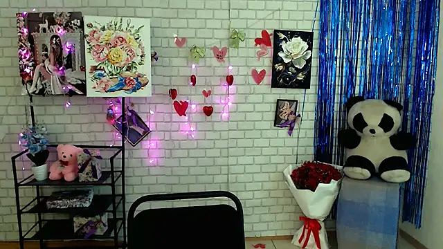 Snapshot of Darina_M_ chatting on March 2025 11:20:01 AM Darina M online show from March 2025 11:20:01 AM