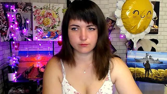 Snapshot of Darina_M_ chatting on September 2025 04:57:01 AM Darina M online show from September 2025 04:57:01 AM