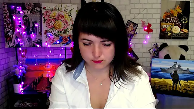 Snapshot of Darina_M_ chatting on September 2025 04:39:02 AM Darina M online show from September 2025 04:39:02 AM