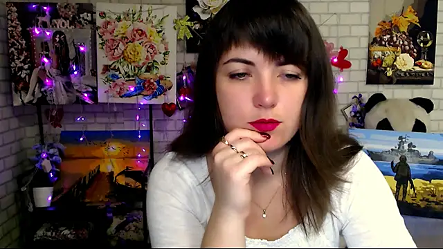 Snapshot of Darina_M_ chatting on October 2025 04:35:01 AM Darina M online show from October 2025 04:35:01 AM