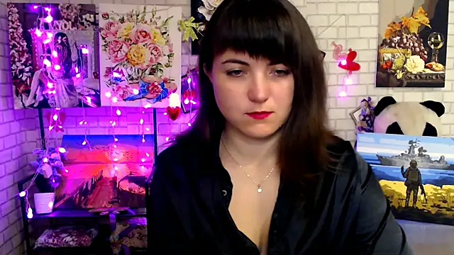 Snapshot of Darina_M_ chatting on October 2025 04:34:02 AM Darina M online show from October 2025 04:34:02 AM