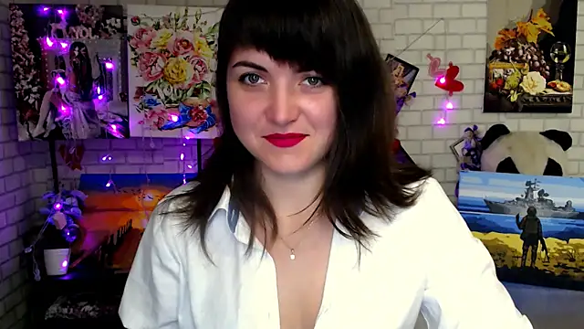 Snapshot of Darina_M_ chatting on October 2025 04:42:01 AM Darina M online show from October 2025 04:42:01 AM