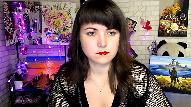 Snapshot of Darina_M_ chatting on October 2025 03:47:02 AM Darina M online show from October 2025 03:47:02 AM