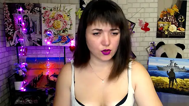 Snapshot of Darina_M_ chatting on November 2025 03:06:02 AM Darina M online show from November 2025 03:06:02 AM