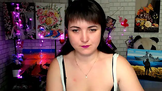 Snapshot of Darina_M_ chatting on November 2025 03:45:02 PM Darina M online show from November 2025 03:45:02 PM