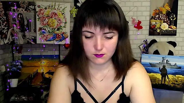 Snapshot of Darina_M_ chatting on November 2025 04:23:02 AM Darina M online show from November 2025 04:23:02 AM