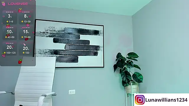 luna willians online show from February 2025 03:52:01 PM