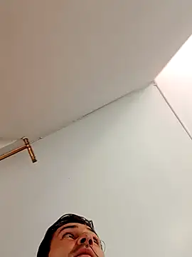 Snapshot of cazaperdidas chatting on February 2026 06:35:01 PM cazaperdidas online show from February 2026 06:35:01 PM