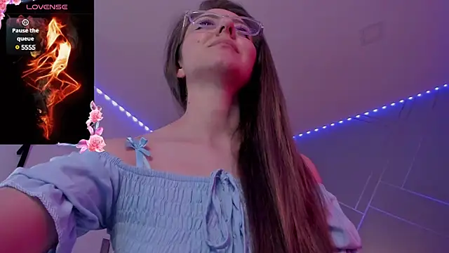 Ich Bin Julia online show from December 2024 04:52:01 PM