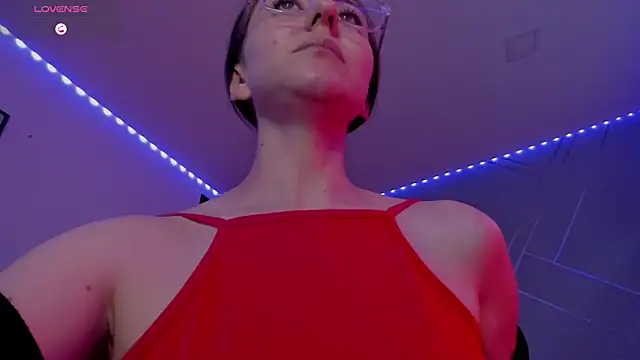 Ich Bin Julia online show from February 2025 03:49:01 PM