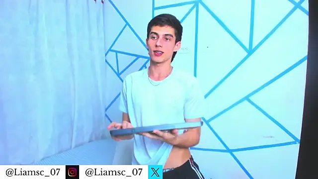 liam scott77 online show from November 2025 01:38:01 AM