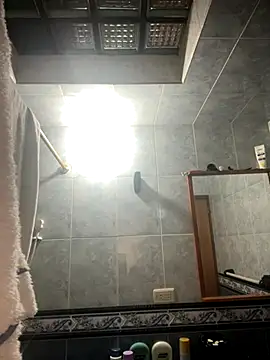 Snapshot of Freya_Artemisa chatting on November 2025 06:21:01 PM Freya Artemisa online show from November 2025 06:21:01 PM