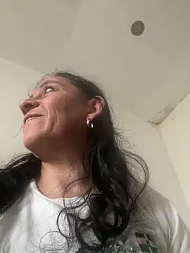 Snapshot of Freya_Artemisa chatting on May 2026 10:28:01 PM Freya Artemisa online show from May 2026 10:28:01 PM