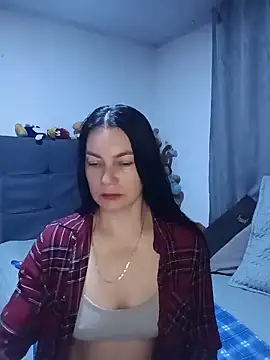 Snapshot of renata_hot1 chatting on May 2026 01:03:02 AM renata hot1 online show from May 2026 01:03:02 AM