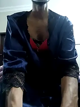 Snapshot of Hornylarka1 chatting on November 2025 11:04:02 PM Hornylarka1 online show from November 2025 11:04:02 PM