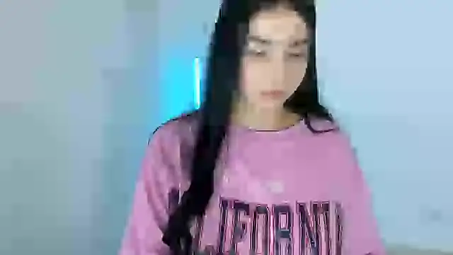 Natasha su  online show from September 2025 11:17:01 PM