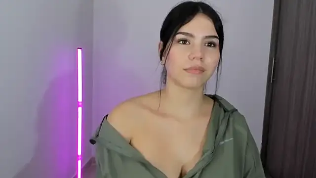 Natasha su  online show from November 2025 10:41:01 PM