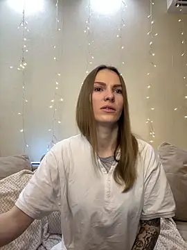 Snapshot of RachelBelI chatting on January 2025 11:24:01 PM RachelBelI online show from January 2025 11:24:01 PM