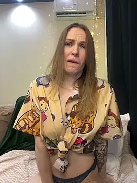 Snapshot of RachelBelI chatting on February 2025 11:21:02 PM RachelBelI online show from February 2025 11:21:02 PM