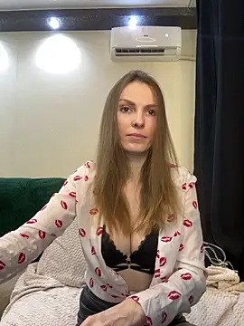 Snapshot of RachelBelI chatting on March 2025 11:22:02 PM RachelBelI online show from March 2025 11:22:02 PM