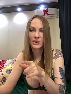 Snapshot of RachelBelI chatting on September 2025 11:30:02 PM RachelBelI online show from September 2025 11:30:02 PM