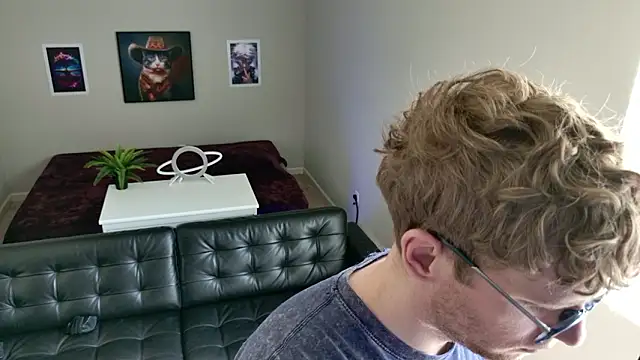 BlueEyedTallGuy94 online show from March 2026 09:19:02 PM