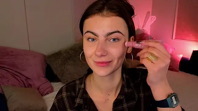 tomorrows day online show from October 2025 09:30:01 PM