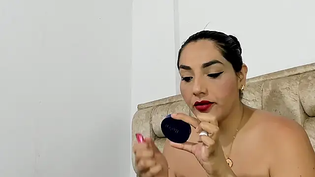 Sophia-Smith2 online show from October 2025 07:31:01 AM