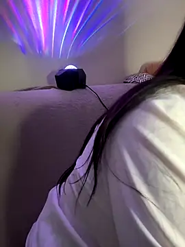 Evelinia online show from October 2025 12:55:02 PM