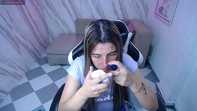 Valerie b online show from January 2025 03:04:02 AM