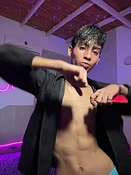 Mauuu18 online show from November 2025 03:26:02 AM