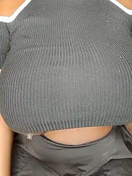 BlackJaguar30 online show from October 2025 05:44:02 PM