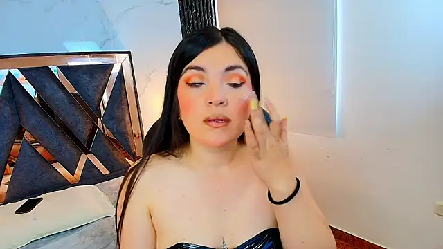 Amara vega online show from November 2025 12:34:01 PM