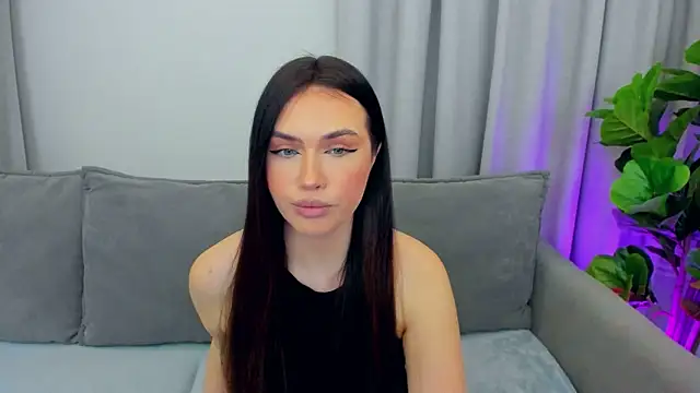 sexyangeloux online show from February 2026 11:06:01 PM