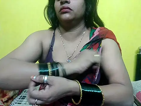 Sexyranibhabhi online show from November 2025 02:33:02 AM