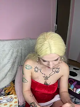 MoonAgnes online show from December 2024 10:20:01 PM