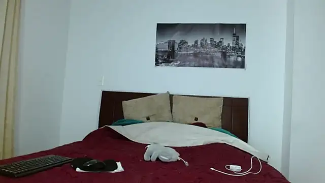 chicafitcaliente online show from November 2025 03:06:01 AM