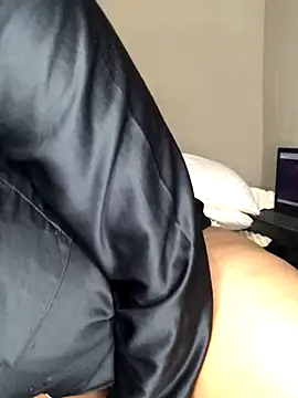 Snapshot of Lamborghiniasia chatting on December 2025 10:38:02 PM Lamborghiniasia online show from December 2025 10:38:02 PM