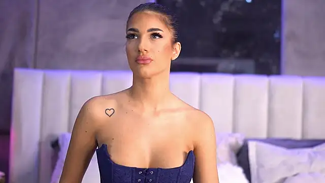 Snapshot of RaisaKali chatting on September 2025 03:55:02 PM RaisaKali online show from September 2025 03:55:02 PM